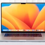 Menggali Lebih Dalam MacBook Pro 16 M2 Pro 2023: Sang Raja Performa yang Menggoda Iman