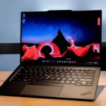 Menguak Rahasia Keunggulan: Review Mendalam Lenovo ThinkPad X1 Carbon Gen 12 2023 – Sang Raja Produktivitas yang Tak Lekang Oleh Waktu