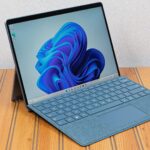 Menjelajahi Kedalaman Microsoft Surface Pro 9 2023: Pengalaman Pribadi di Dunia Hybrid